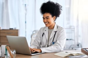 Benefícios para médicos: Vantagens exclusivas que o Kaya Doc pode oferecer 